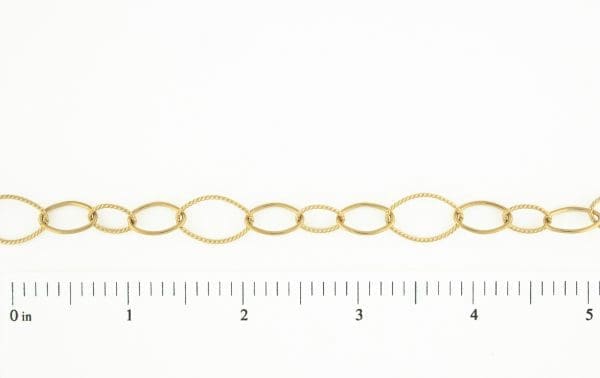 Elegance Oval Graduated Chain